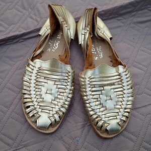 Stylish Women's Gold Sandals